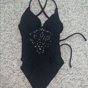 Frankie’s Bikini Crochet One Piece XS